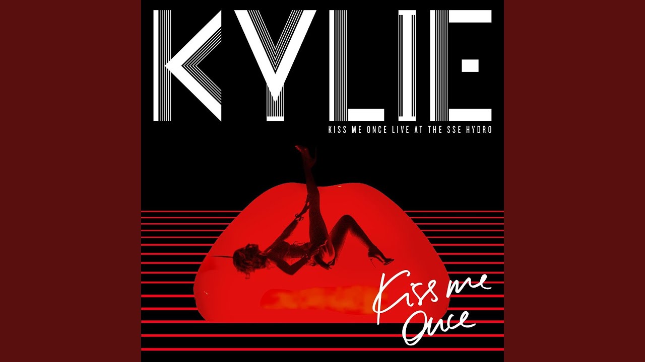 Never Too Late (Live at the SSE Hydro) - YouTube