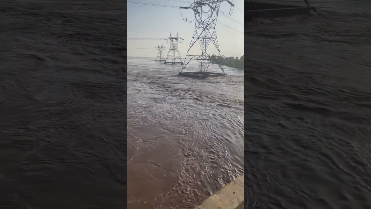 Water flow in Chenab river, Chenab bridge Multan. 