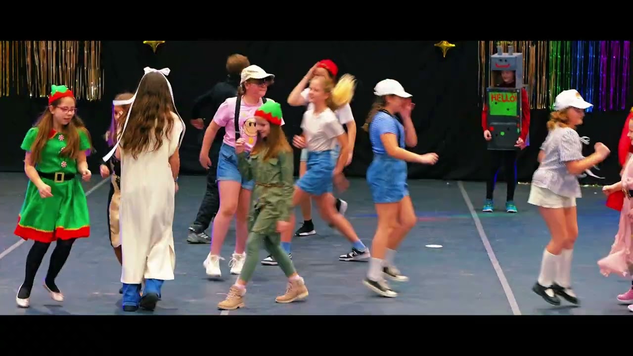 Endresz Farsang - az 5. a osztály műsora