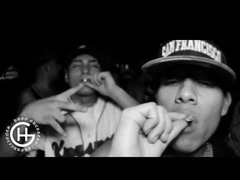 Watch Un Santo Grifo Nunca Muere - Santa Grifa (Video Oficial) on YouTube