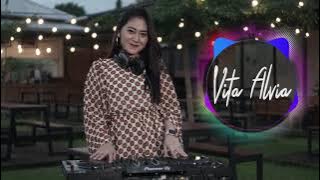 Vita Alvia - Minggir Awas Pliket (Audio Lirik)