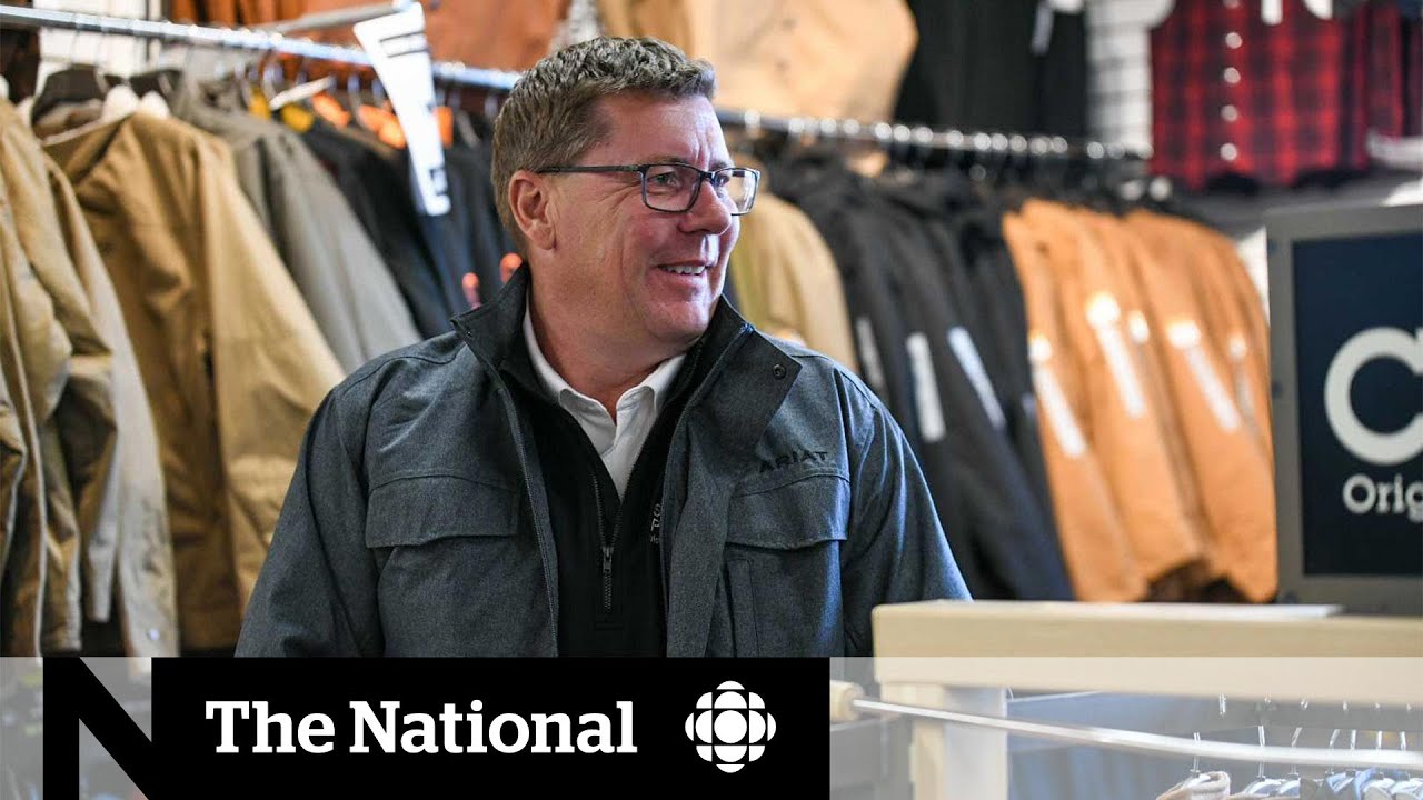 Saskatchewan Party leader photographed shopping without a mask amid COVID-19 surge