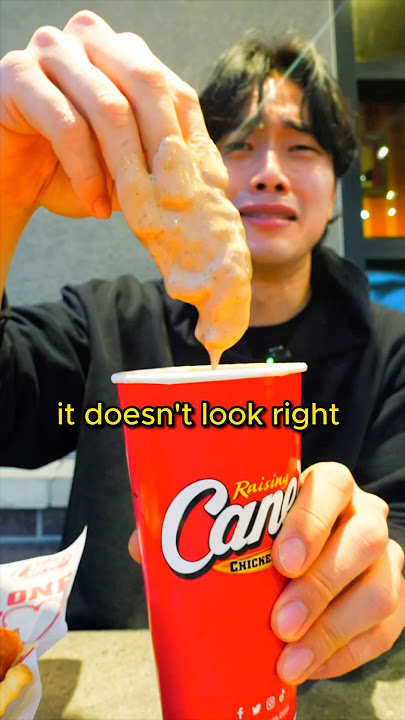Raising Cane’s   Extra sauce best American food..?😱😱 #americanfood #food #fastfood