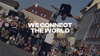 We Connect The World Avec Surprise Effect
