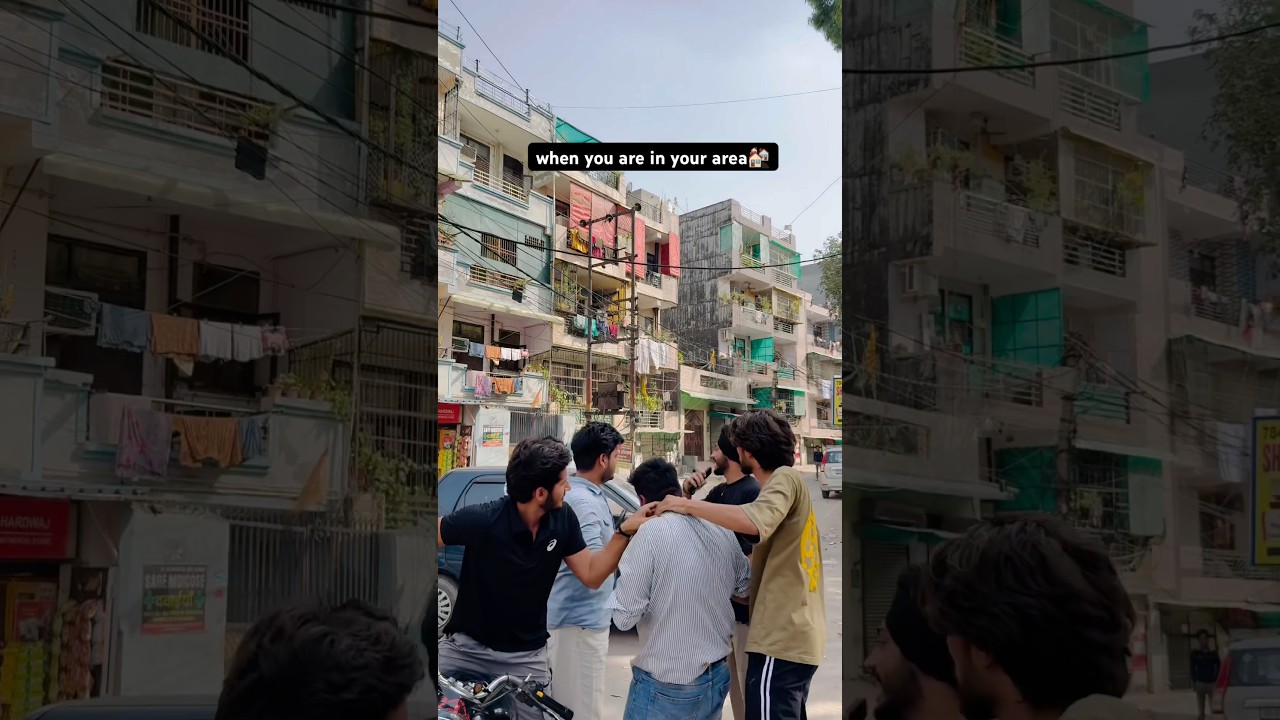 ladai mai sare mohalle wale sath aa jate hai💪 