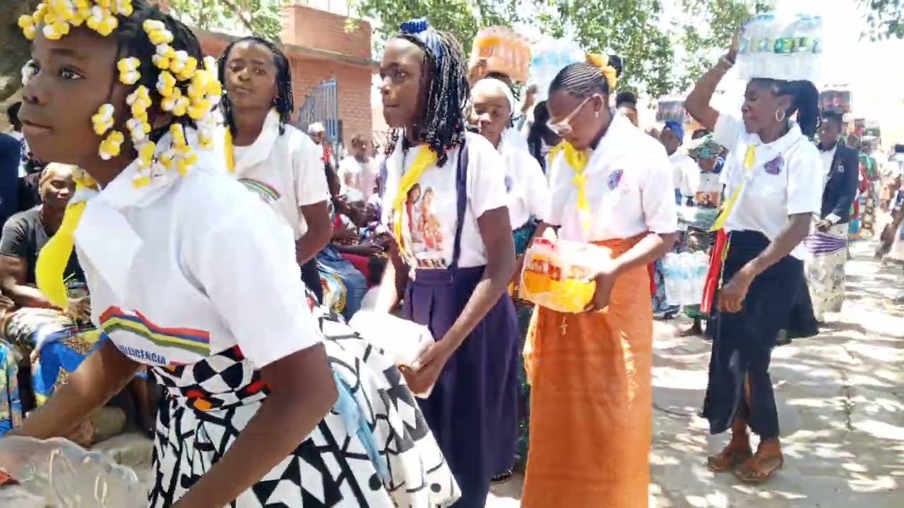 Momento de ofertório de dança