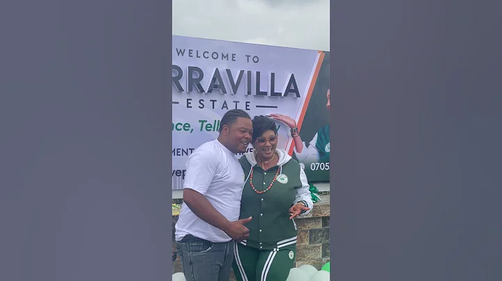 Dj Kamool and Nollywood Actress Jaiye Kuti at the unveiling of her Estate #jaiyekuti #kilarigbo