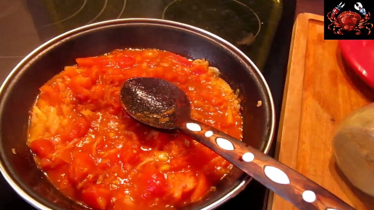 Tagine de huevo y tomate