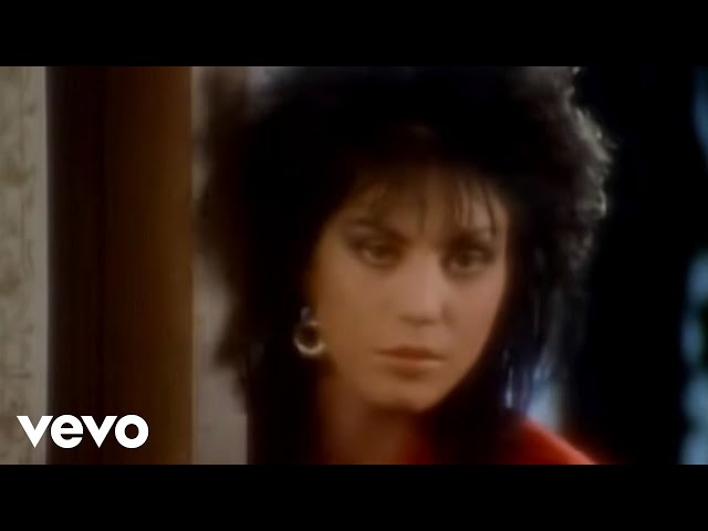 Joan Jett & The Blackhearts - Little Liar