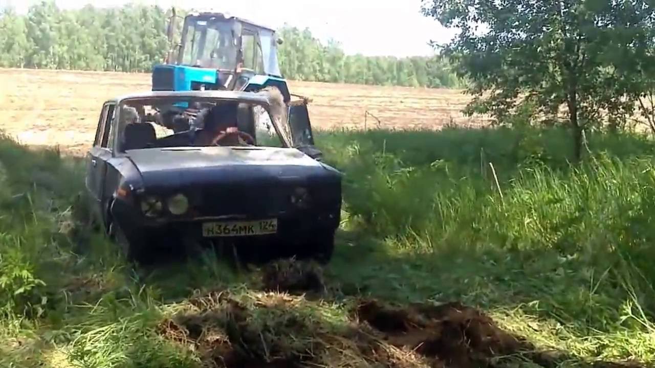 Разбитый ваз 2106