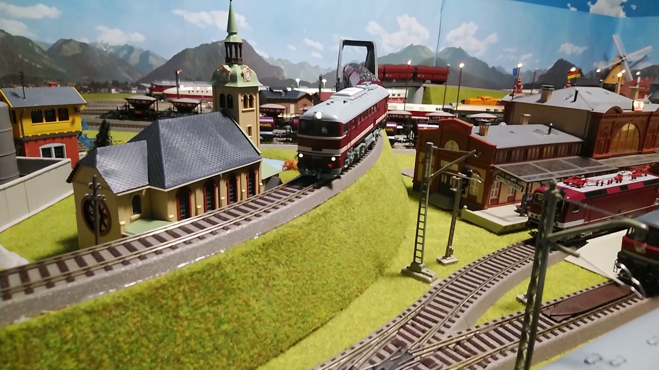 Deutsch Reichsbahn HO Roco BR120