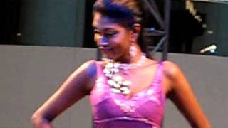 F19 Miss Singapore Universe 2008 Semi  Final Wedding Dress