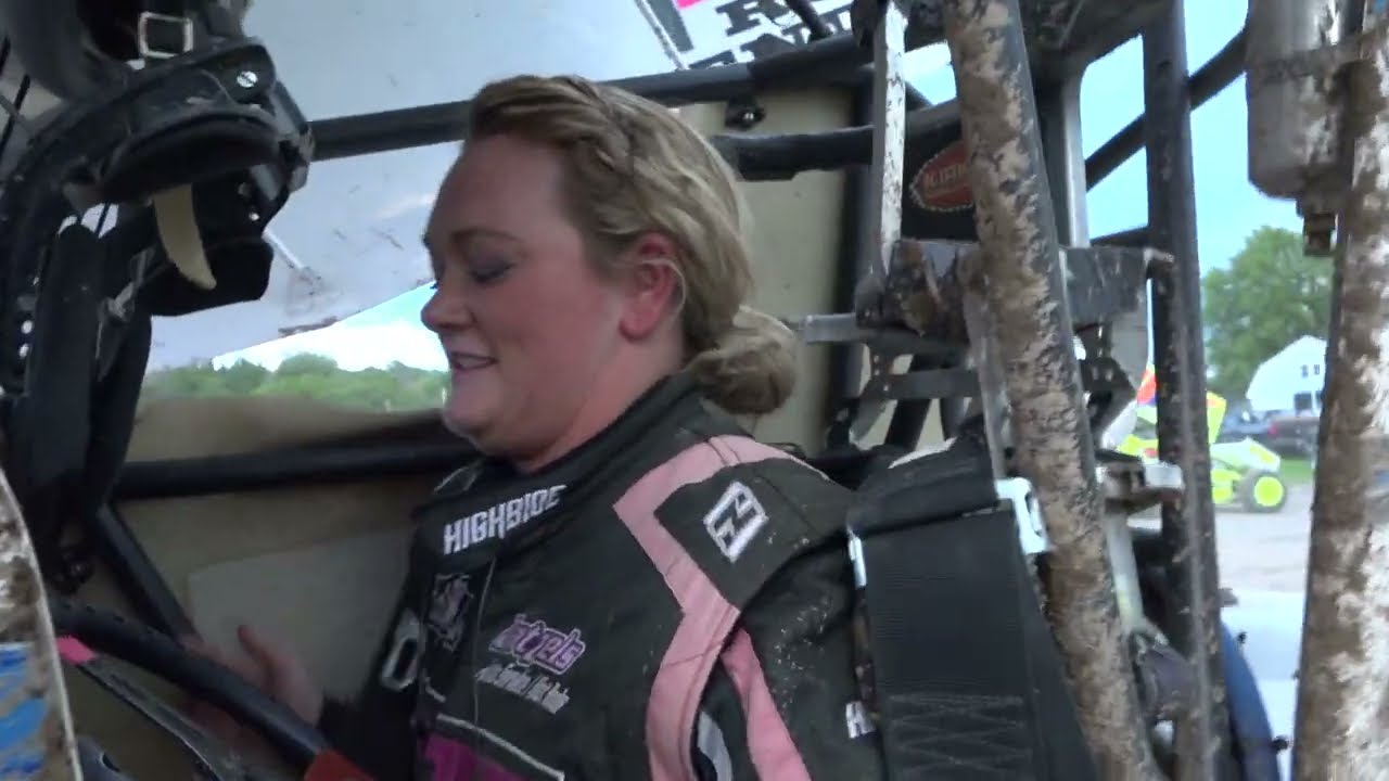 Alysha bay canandaigua 305 sprint heat winner sep 3 2022 youtube