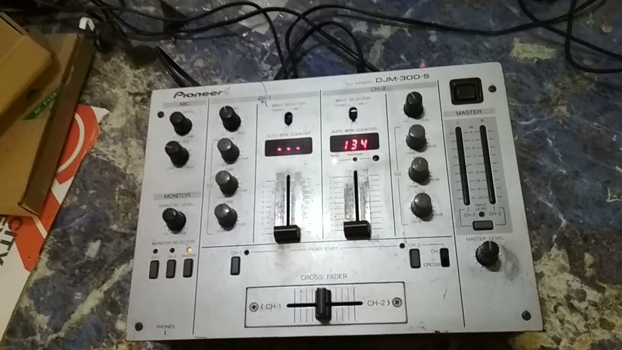 Pioneer DJM 300