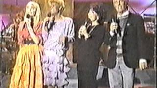 Dionne Warwick, Oliva Newton-John, Burt Bacharach, Carole Bayer Sager