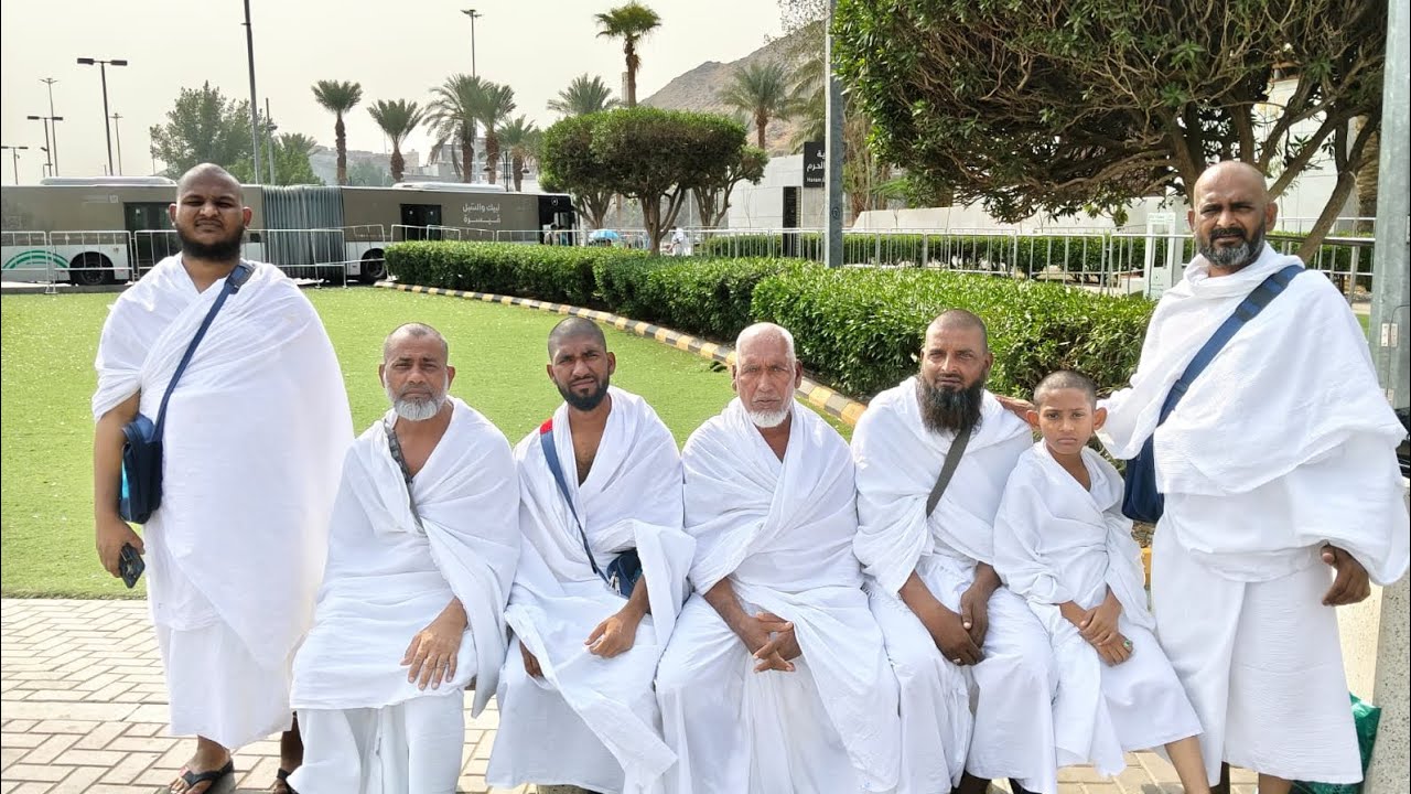  Al Taqwa Hajj  Umrah Tour's And Travels ki Kidmat At Malegaon 