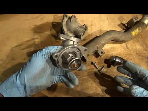 Thermostat Replacement On a Mercedes Sprinter - YouTube