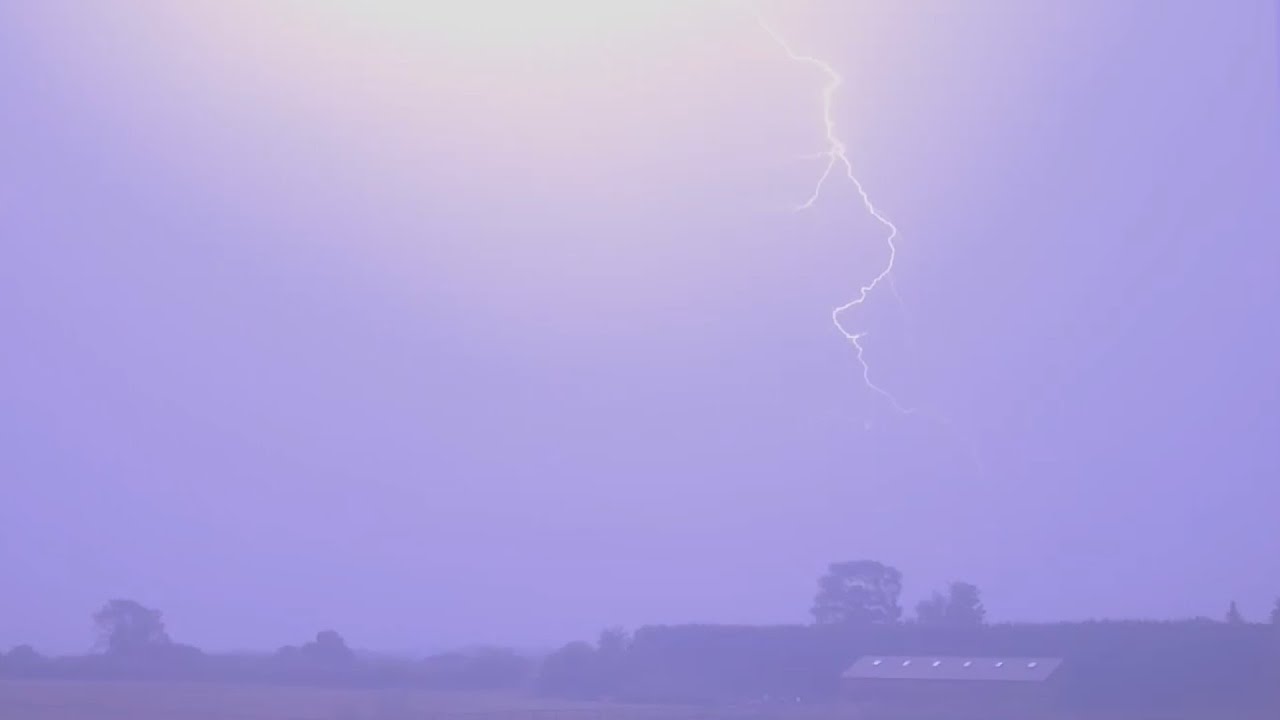 Amazing thunderstorm passing through Bedford, UK - 21/22 September 2024