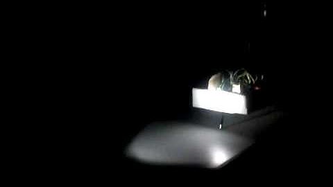 Teste robô seguidor de luz (Baione 1)