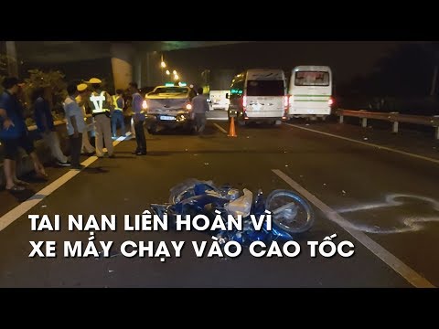 Video Tai nạn liên hoàn vì người say chạy xe máy vào đường... - youtube