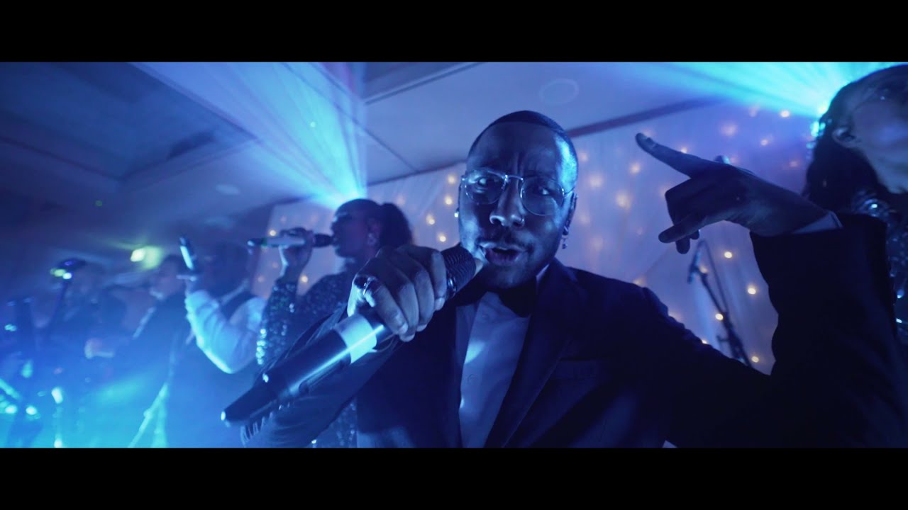 UK Wedding Band London - Destination Wedding Band - Show Band for Hire  Beyonce Cover Crazy in Love