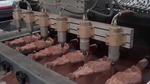 đục chân ghế cổ điển bằng máy cnc - công nghệ máy cnc chỉ có tại Bình Định