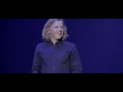 ALEX LUTZ aux Folies Bergère | Son spectacle au cinéma