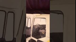 Man F90 Zaprasza Do Środka