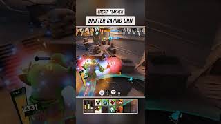 Drifter saving Urn 🧛 #deadlock #deadlockclips