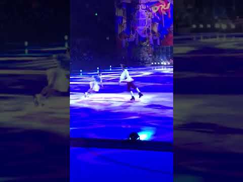 Видео: Ледовое шоу Ильи Авербуха на омской ледовой арене