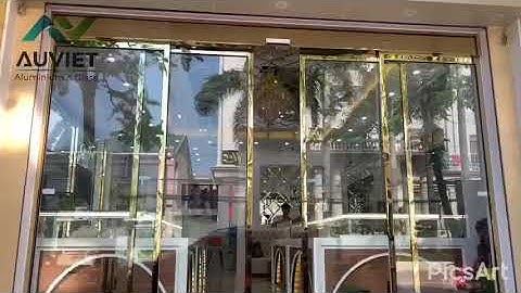 Video cửa kính cường lực tự động đóng mở cảm ứng