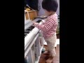 2 year old piano (Japan) (Japanese etude) おつかいありさん ピアノ2歳