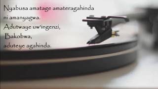 Video voorbeeld van "Laurette (+lyrics) - Kamaliza Annonciata Mutamuliza  - Rwanda"