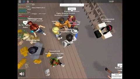 Roblox Dino Daycare dance party! :D