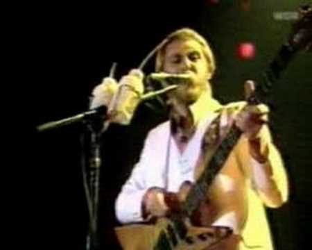10 Video Clips for the 10th Anniversary of John Entwistle's Death 1 JOHN ENTWISTLE - THE QUIET ONE