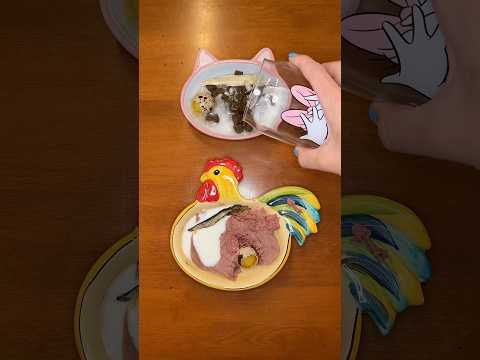 Healthy dinner for cats 🥛🥩🐈 #shorts