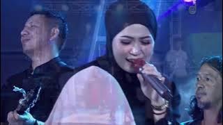 kunanti di pintu surga _ selvy anggraini