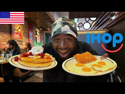 BRITISH GUY TRIES IHOP FOR THE FIRST TIME - CAN'T BELIEVE THEY ARE OPEN 24/7
