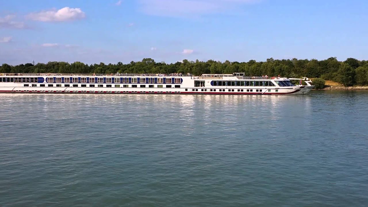 Explorer Sailing 2 - MS Classic Explorer Danube River Cruise