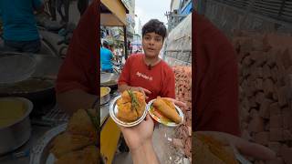 मात्र 100/-₹ में Ulta Cheese Vada Pav 😱❤️🤩#shorts #india #food #youtubeshorts #trendingshorts