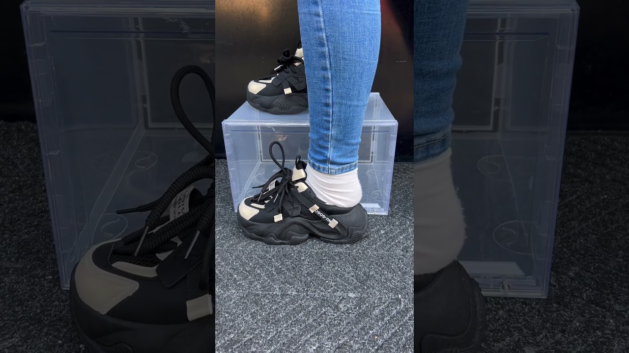 Thick sole platform sneakers 