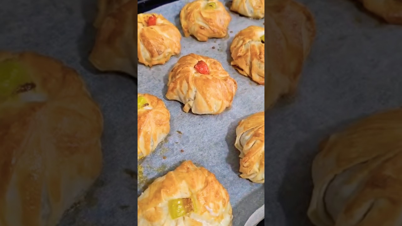 Bohça Börek❤️ Bu lezzetli ve pratik tarifi hemen keşfetmek için tıklayın! #börek #shorts #keşfet Bohça Börek❤️ Bu lezzetli ve pratik tarifi hemen keşfetmek için tıklayın! #börek #shorts #keşfet