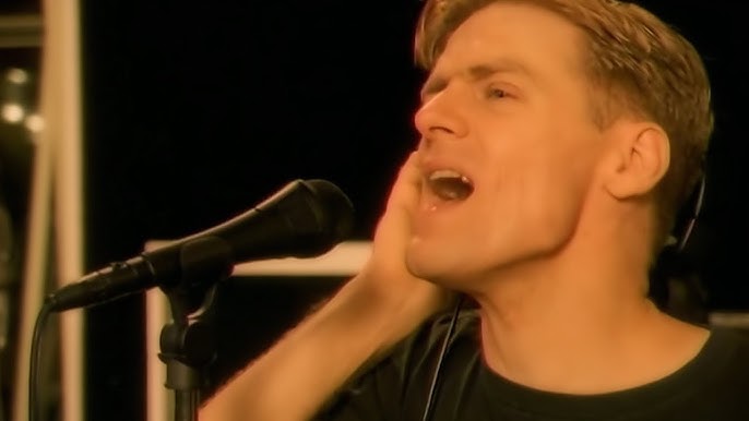 Bryan Adams - Everything I Do (Live At Wembley 1996) - YouTube
