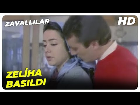 Tahir, Zeliha'yı Patron'un Oğlu ile Yakaladı! | Zavallılar Küçük Emrah Türk Filmi