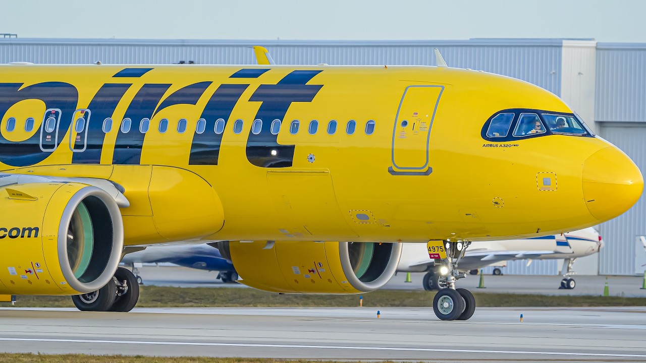 ✈️18 AMAZING Landings & Takeoffs at Fort Lauderdale Int'l Airport (FLL) | Plane Spotting