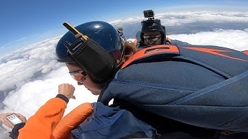Nick #skydiving on his #AFFcourse level 1 #skydive with www.learnskydiving.com