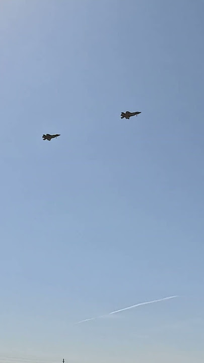 Cool Sound of 2 F35 in Long Final 😎