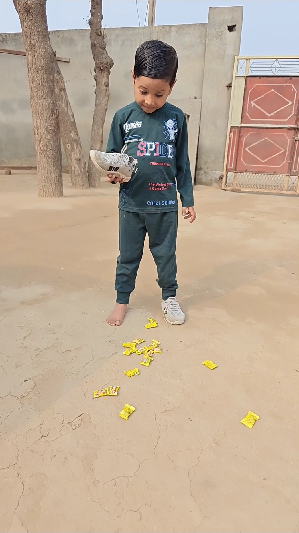 Jute mein itni sari candy ? ? #shorts