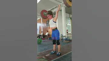 Georgopoulou Sophia : Snatch 87kg, 90kg Clean & Jerk 105kg, 107kg