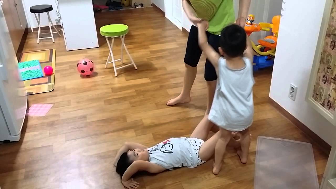 20140716 계속 보게되는 처제 아들들과 요가하기